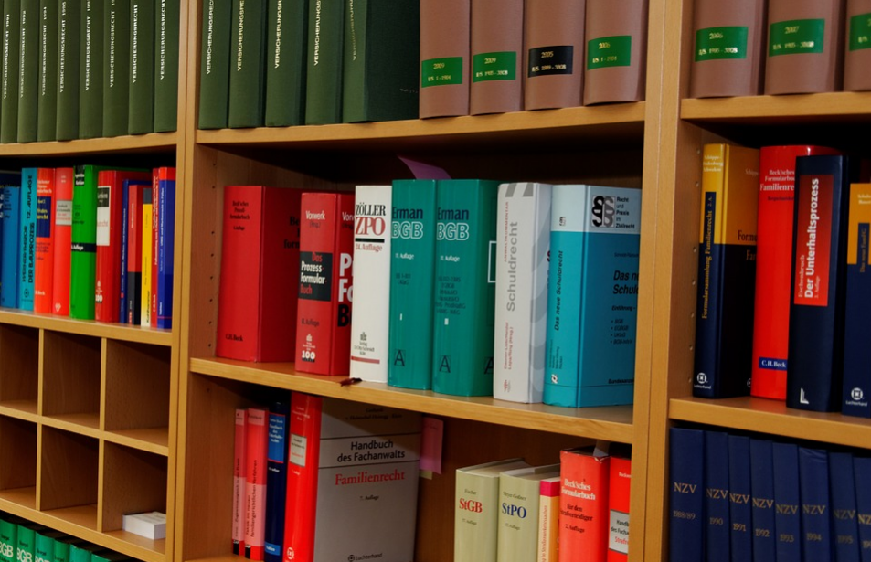 Benefits of Artificial Intelligence in Law Firms