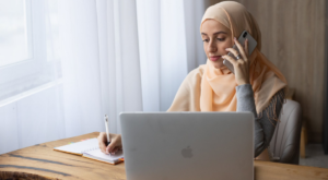 woman with laptop
